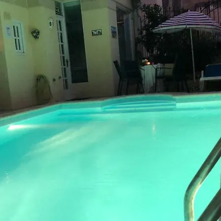 Party Only Gay, Privata Sliema. Sliema