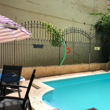 Party Only Gay, Privata Sliema. * Sliema
