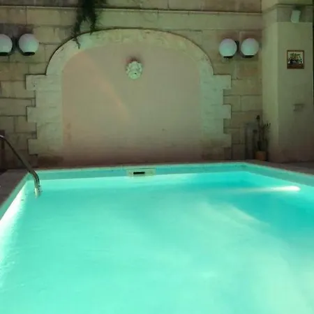 Semesterbostad Party Only Gay, Privata Sliema. *