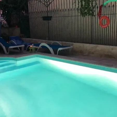 Semesterbostad Party Only Gay, Privata Sliema. Sliema