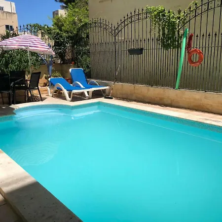 Party Only Gay, Privata Sliema. Sliema