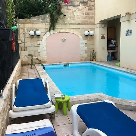 Ferienhaus Party Only Gay, Privata Sliema.