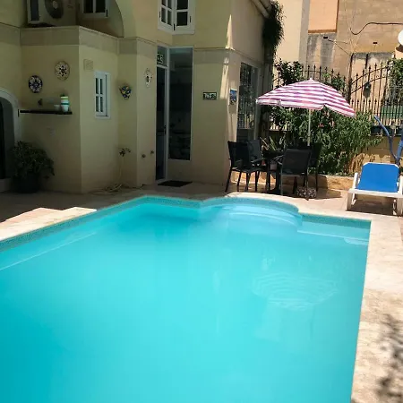 Party Only Gay, Privata Sliema. Ferienhaus Sliema
